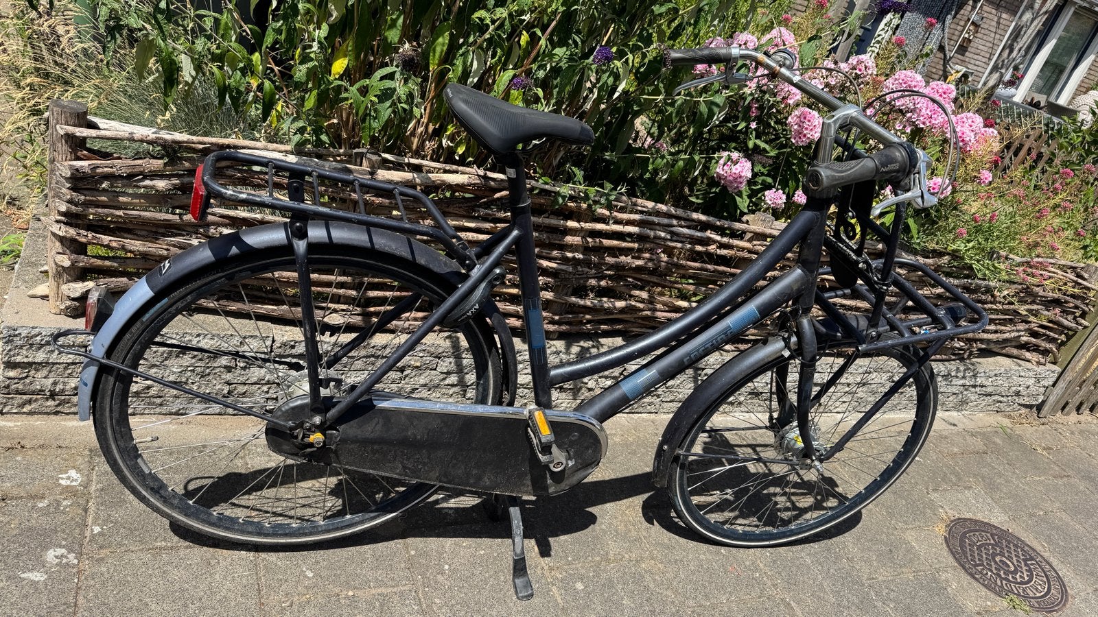 Gebruikte Cortina L4 transportfiets met voordrager, Gebruikt, Versnellingen, 56 cm of meer, Trommelrem