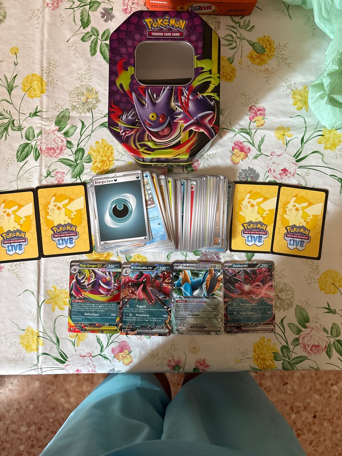 Pokémon Kaarten Collectie met Gengar Tin en V-kaarten, Ophalen of Verzenden, Gebruikt, Meerdere kaarten