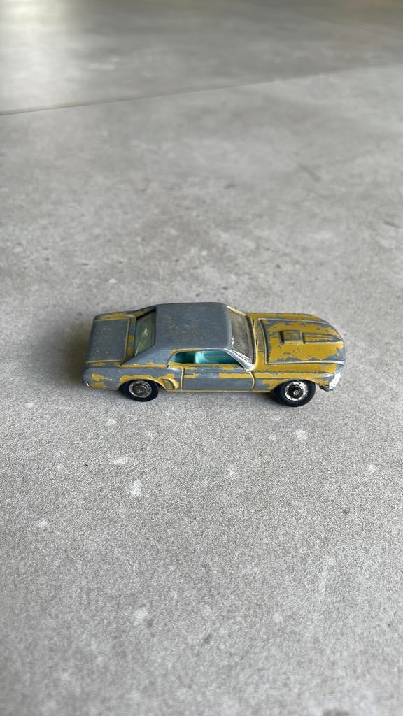 Playart Ford Mustang Coupe uit 1975, Hobby en Vrije tijd, Modelauto's | Overige schalen, Ophalen of Verzenden, Zo goed als nieuw