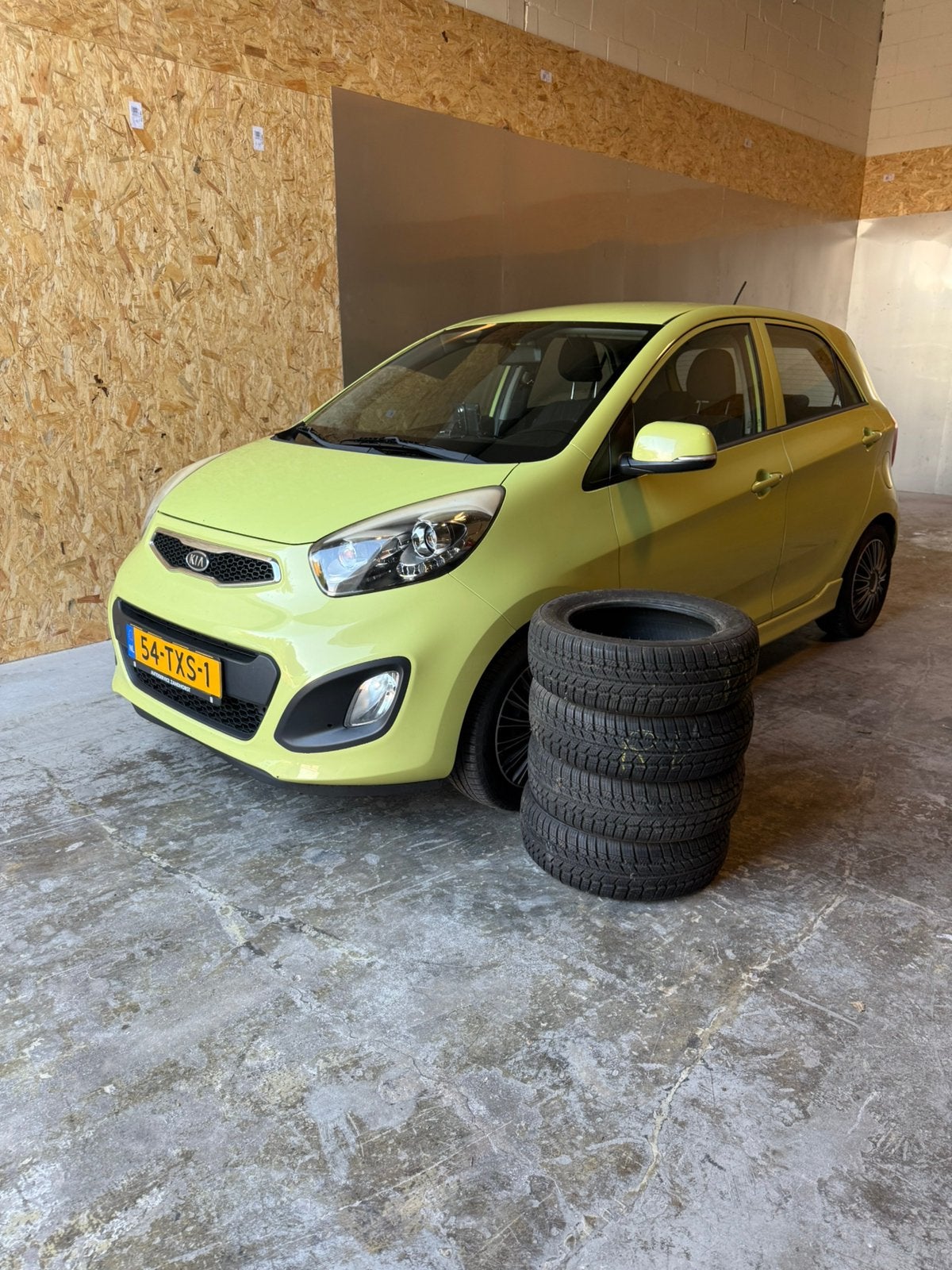 Kia Picanto 1.0 Cvvt 5-DRS 2012 Groen, Voorwielaandrijving, Stof, 400 kg, 23 km/l