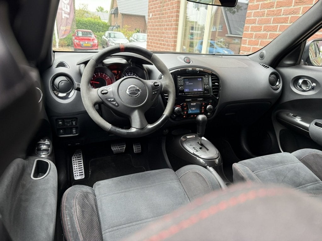 Nissan Juke 1.6 Turbo NISMO All CAMERA/ N.A.P / RIJKLAAR, Auto's, Nissan, Euro 5, 1618 cc, Gebruikt, Zwart