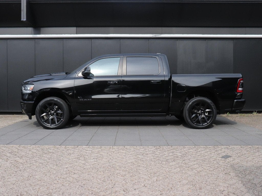 Dodge Ram 1500 5.7 V8 4x4 Crew Cab Sport | LEDER | MEMORY |, Auto's, Dodge, Automaat, Gebruikt, 5654 cc, Lane Keeping Assist