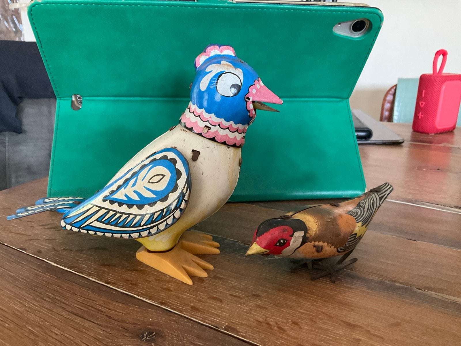 Twee oude blikken vogeltjes, zonder sleuteltje, Ophalen of Verzenden, Gebruikt, Vogel, Beeldje of Figuurtje