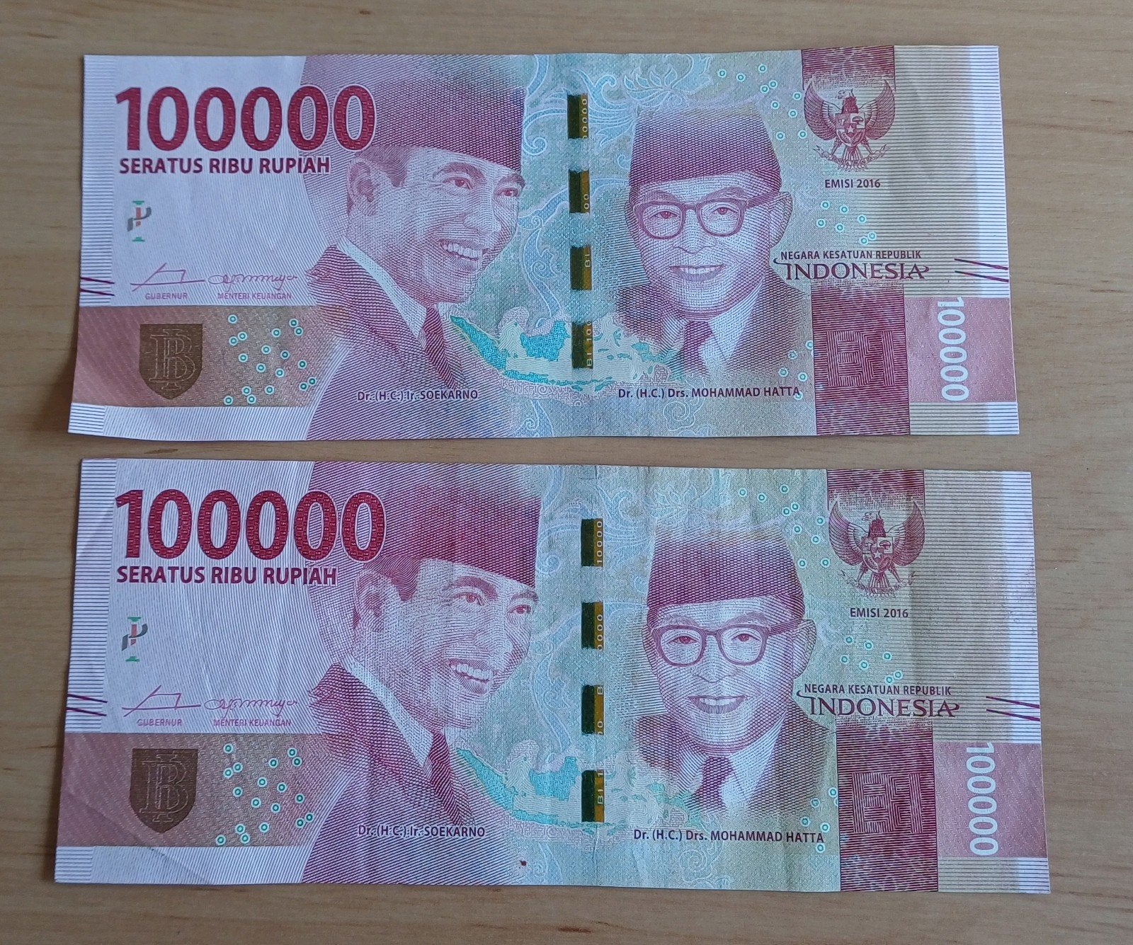 Indonesische Rupiah, 2 biljetten, 100000, Ophalen of Verzenden, Los biljet