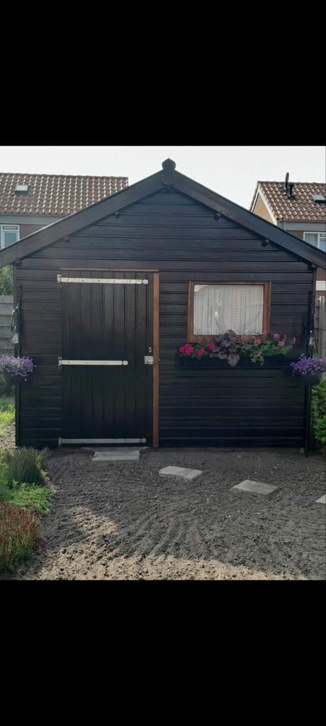 Te koop goed onderhouden schuur/ blokhut, Tuin en Terras, Ophalen of Verzenden, Gebruikt, 250 tot 500 cm, Schuur