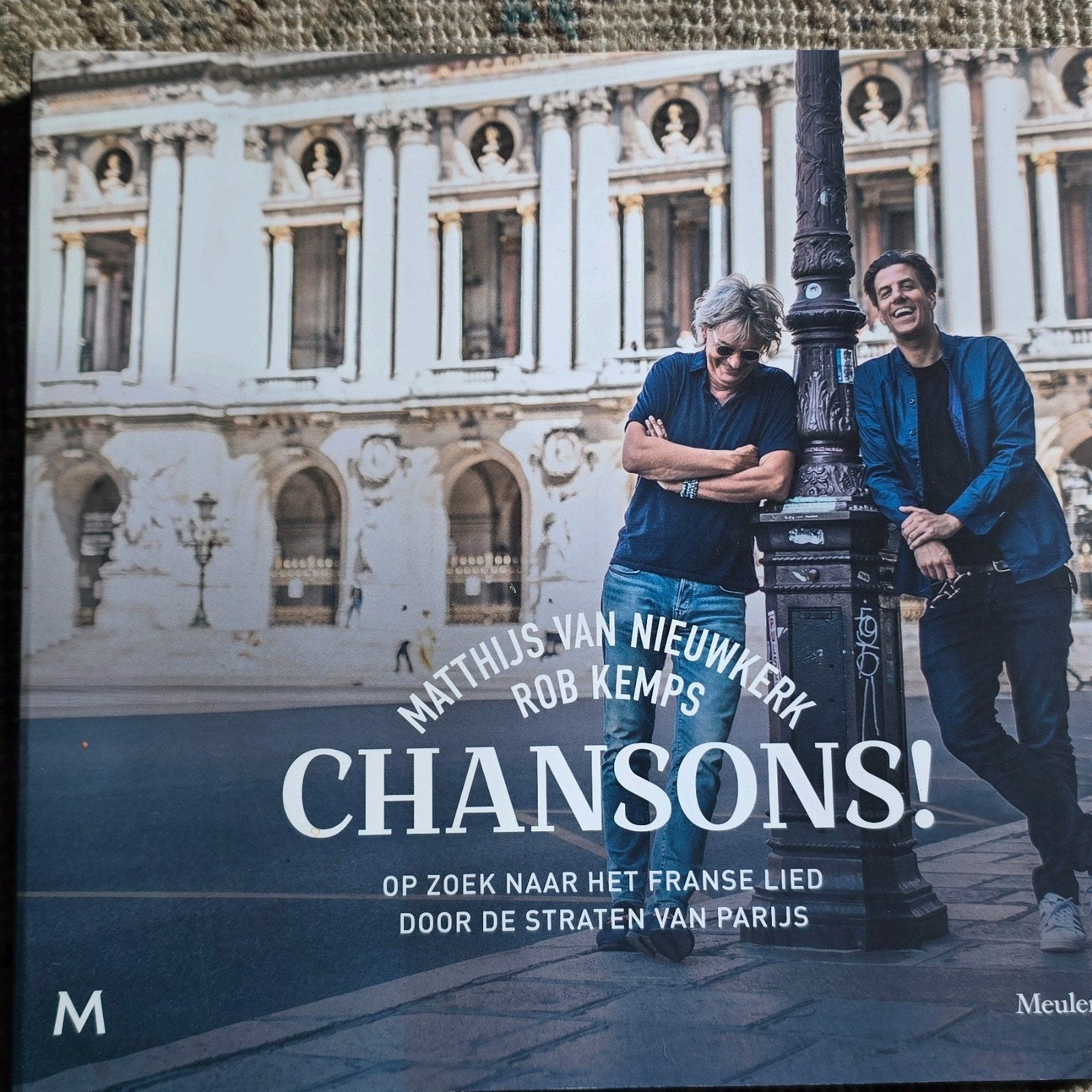 Chansons!, Ophalen of Verzenden, Zo goed als nieuw, Overige onderwerpen