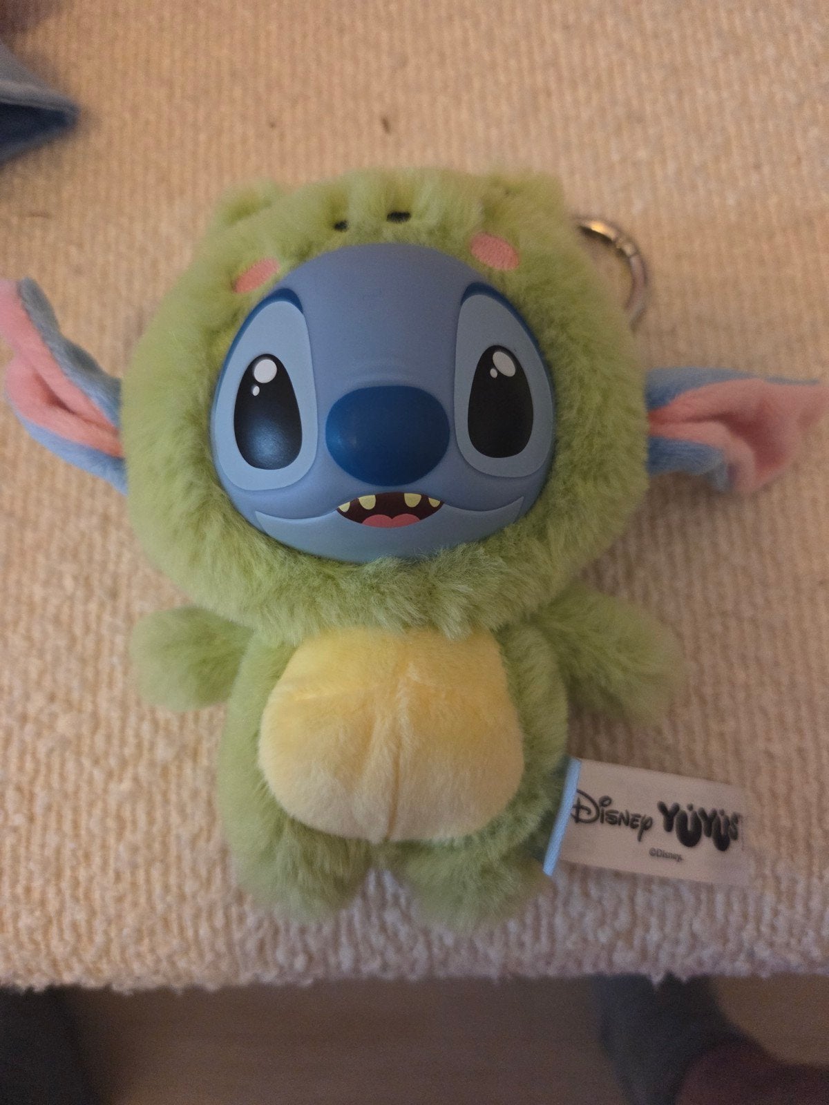 Disney YUYUS Stitch knuffel sleutelhanger groen, Disney, Overige typen, Ophalen of Verzenden, Klein (minder dan 20 cm)