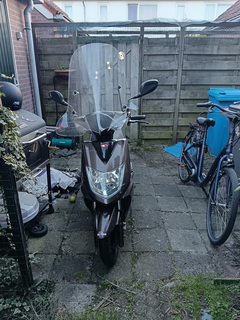 Kymco VP50 - Schermschade, Ophalen