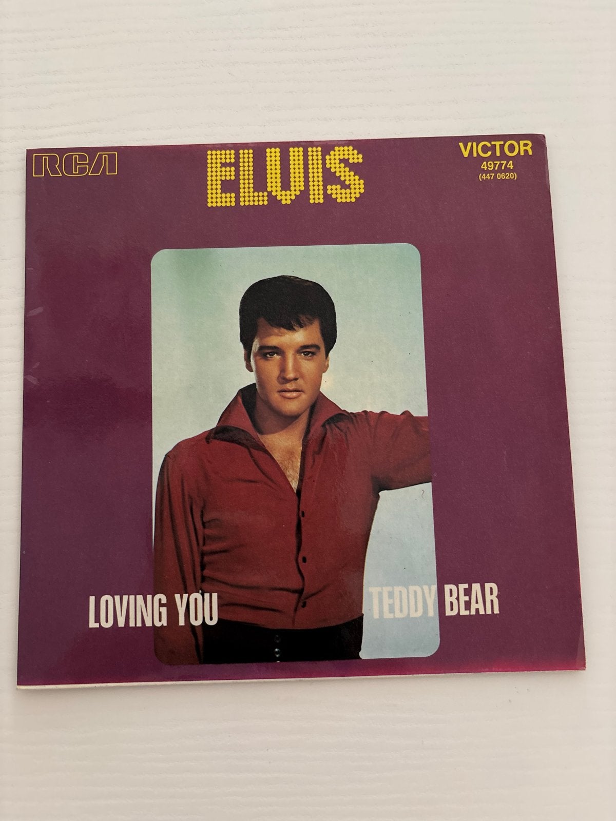 Elvis Presley - Loving You / Teddy Bear (45 toeren vinyl), Ophalen of Verzenden, Zo goed als nieuw, Cd of Plaat