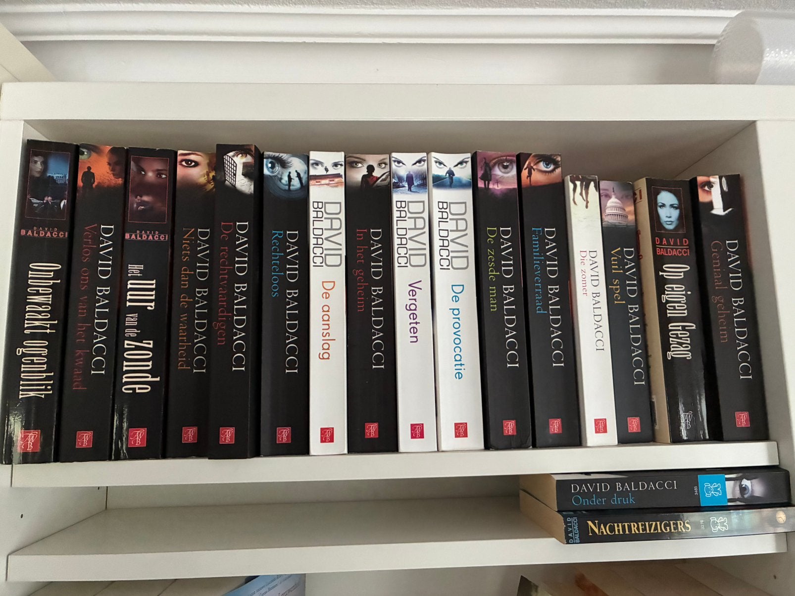 David Baldacci Lucinda Riley Corina Bomann Lee Child €5 p.s., Boeken, Thrillers, Ophalen, Gelezen