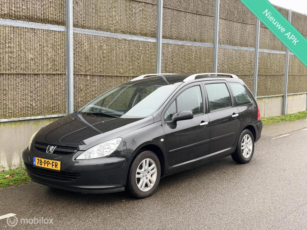 Peugeot 307 SW 1.6 16V NERNAP/APK/CLIMA/7ZITTER, Gebruikt, 4 cilinders, Zwart, Origineel Nederlands