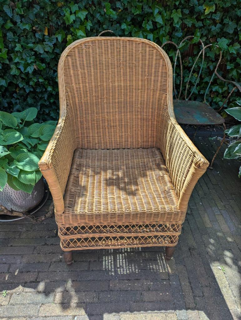 Vintage rotan stoel, Huis en Inrichting, Stoelen, Gebruikt, Bruin, Riet of Rotan, Ophalen of Verzenden