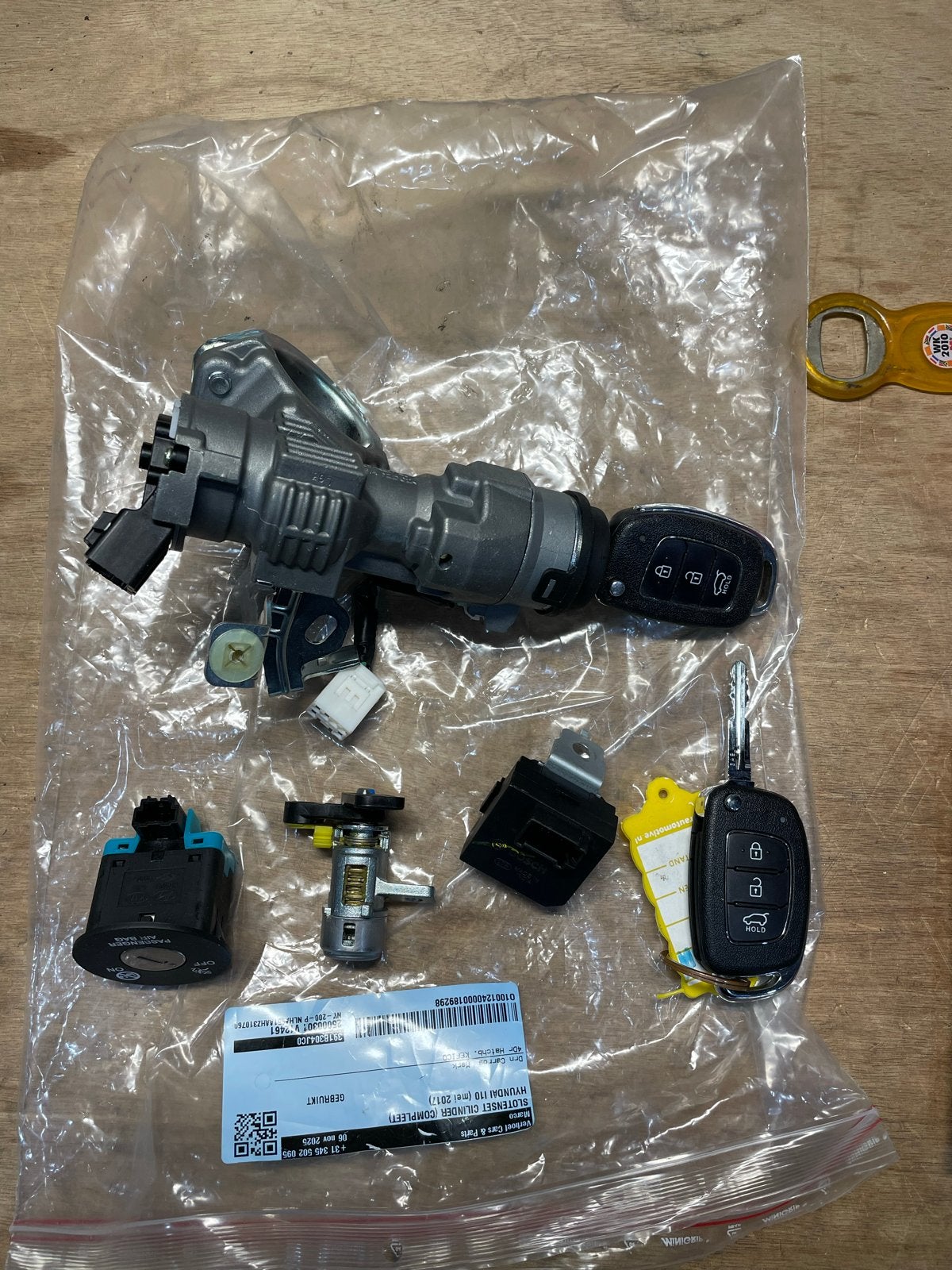 Hyundai i10 contactslot set met sleutels, Ophalen of Verzenden, Gebruikt, Hyundai