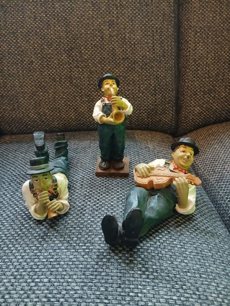 dikke dunne beeldjes muziek, Ophalen, Zo goed als nieuw