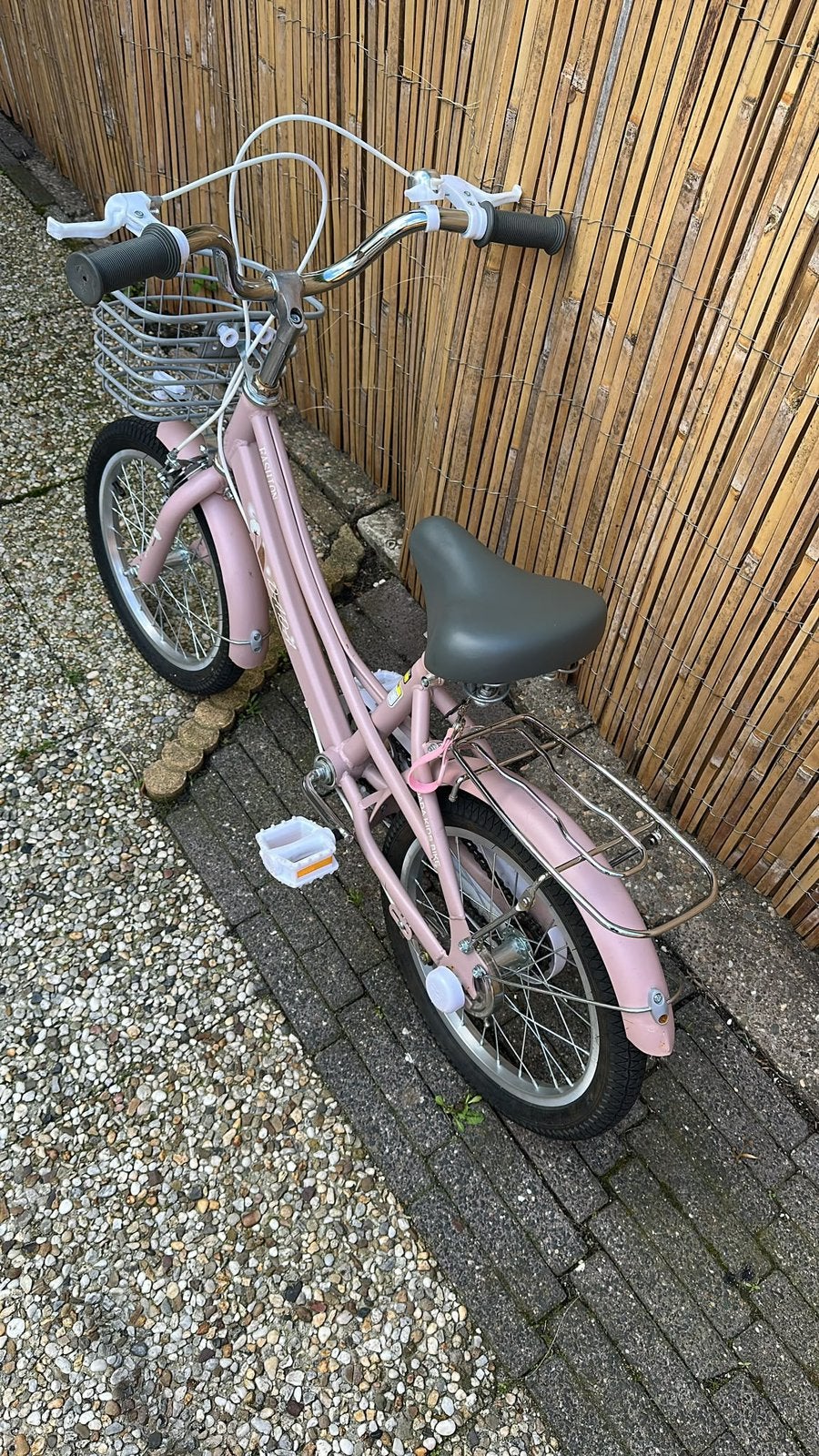 roze fiets 6 maanden oud., Ophalen, Zo goed als nieuw, 16 inch