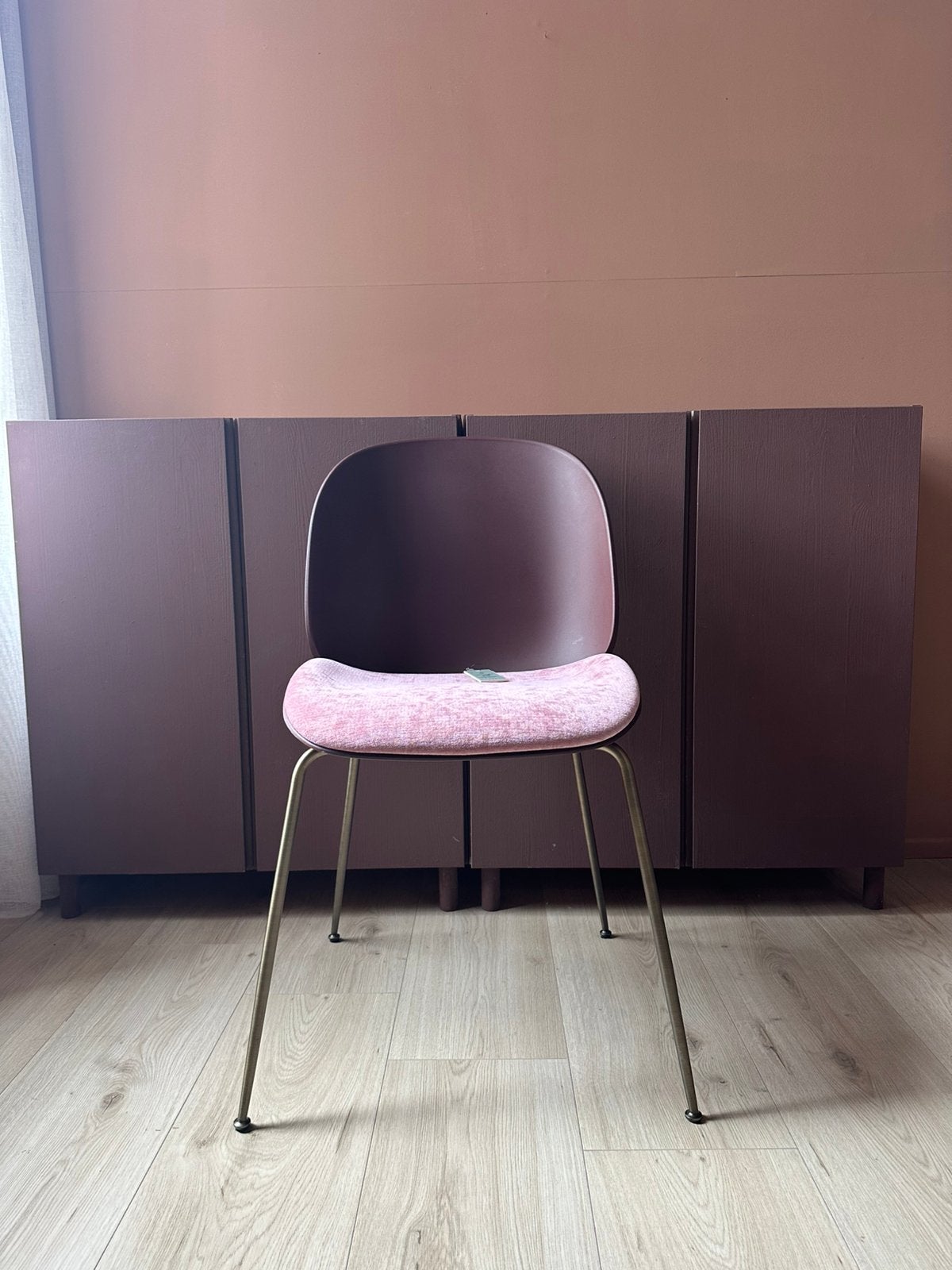 GUBI Beetle, Huis en Inrichting, Stoelen, Zo goed als nieuw, Eén, Ophalen