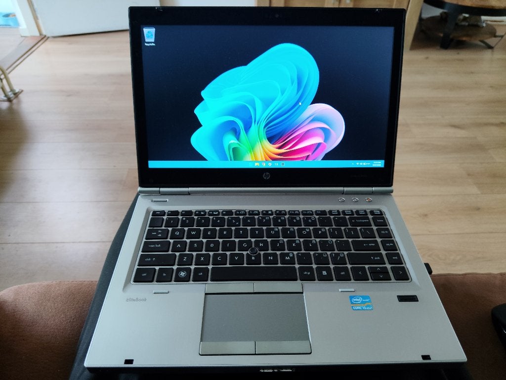 HP Elitebook, Computers en Software, Gebruikt, Met videokaart, 2 tot 3 Ghz, Qwerty