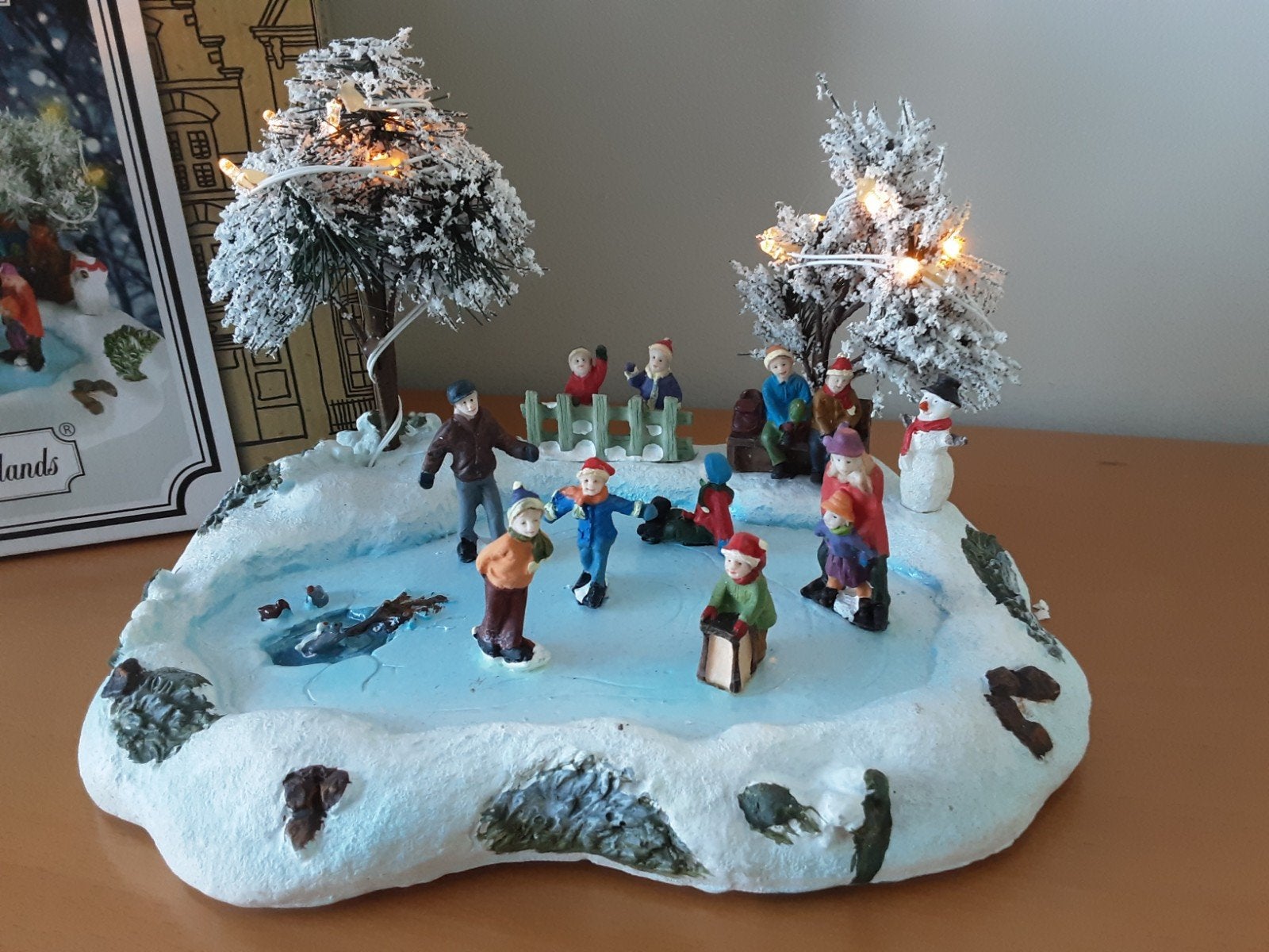 Typisch Hollands Schaatsvijver kerstdorp kersthuisje kerst, Ophalen of Verzenden