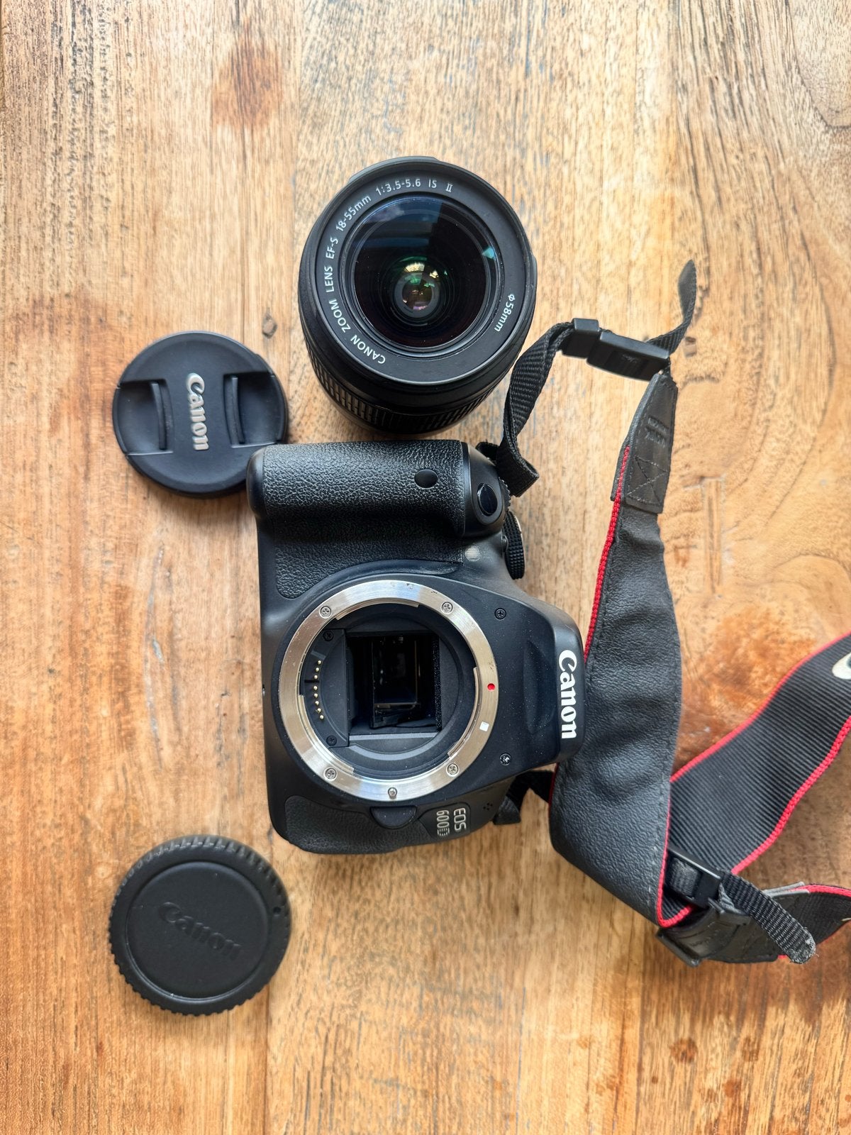 Canon EOS 600D Spiegelreflexcamera met 18-55mm lens, Ingebouwde flitser, Spiegelreflex, Canon, 18 megapixels