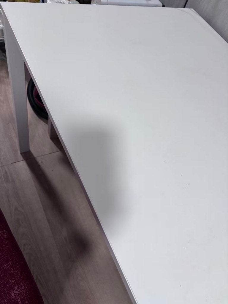 table and chair, Ophalen, Zo goed als nieuw, Wit, Bureaustoel