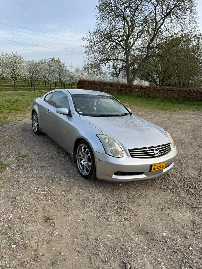 Nissan Skyline 350GT, Auto's, Automaat, Achterwielaandrijving, 4 stoelen, Sound system