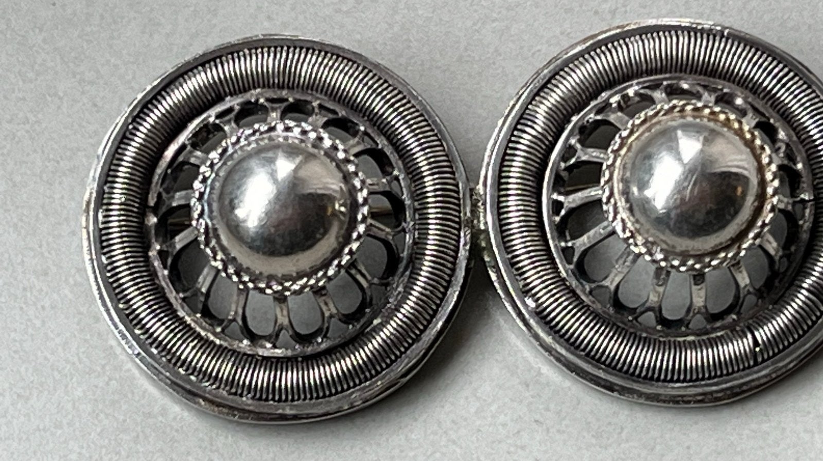 Grote zilveren Zeeuwse broche, antiek en zwaar, Verzenden, Zo goed als nieuw, 4 tot 7 cm, Zilver