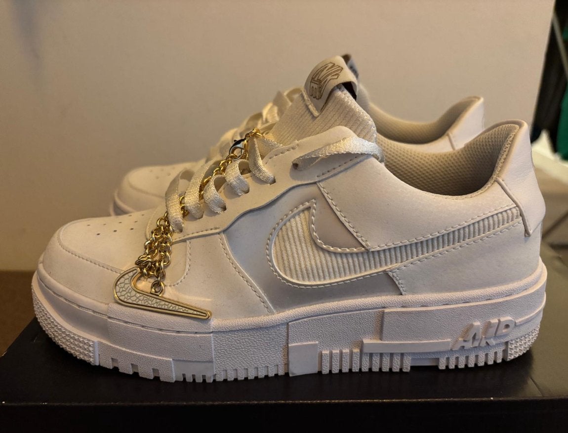 Nike Air Force 1 Pixel Summit White mt39, Ophalen of Verzenden, Zo goed als nieuw, Wit, Sneakers of Gympen