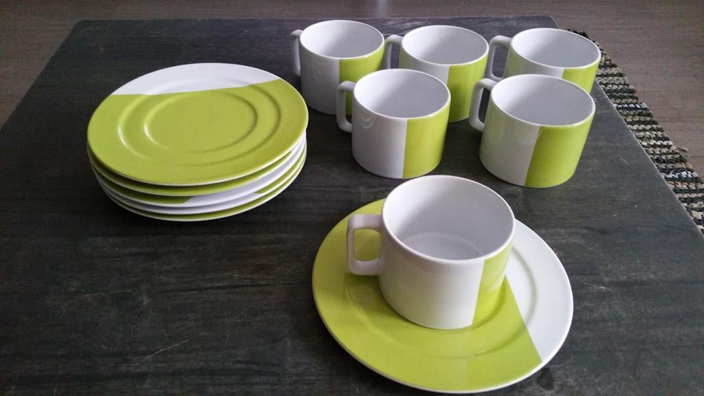 Koffie en espressokopjes met schotel wit/ lime Benneton, Ophalen