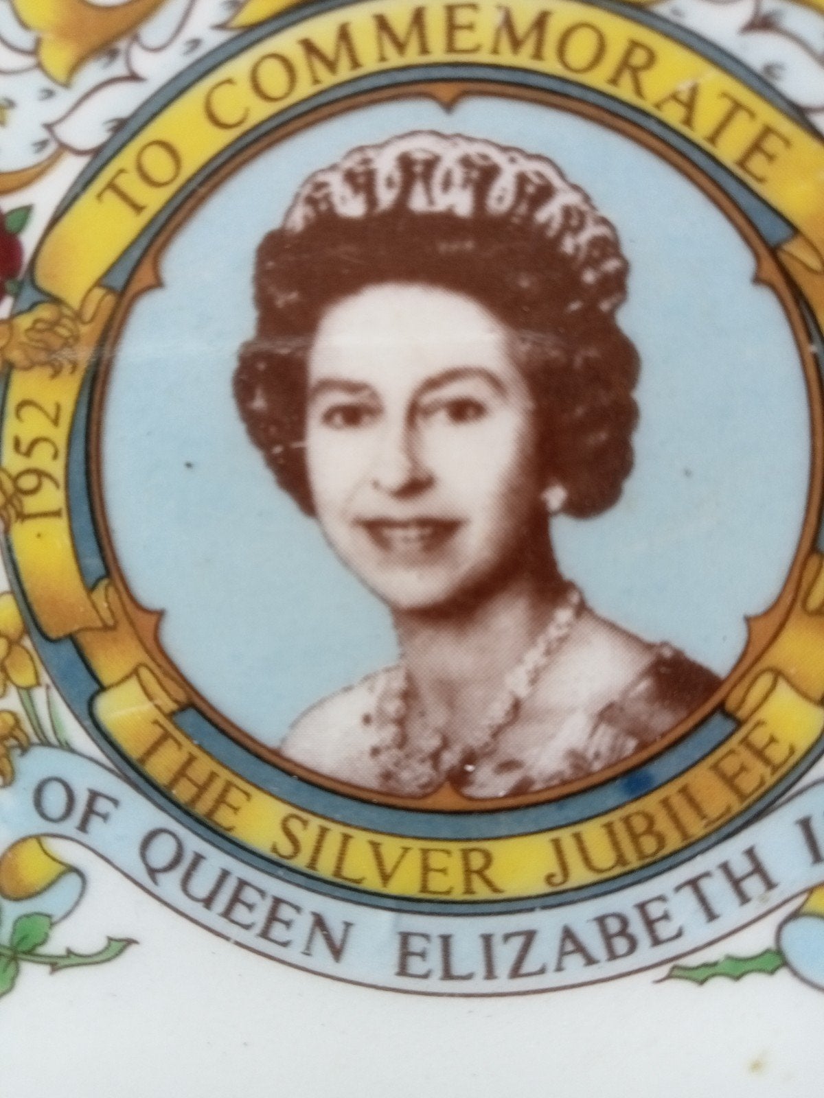 Herdenkingsbord Koningin Elizabeth II Zilveren Jubileum, Antiek en Kunst, Ophalen
