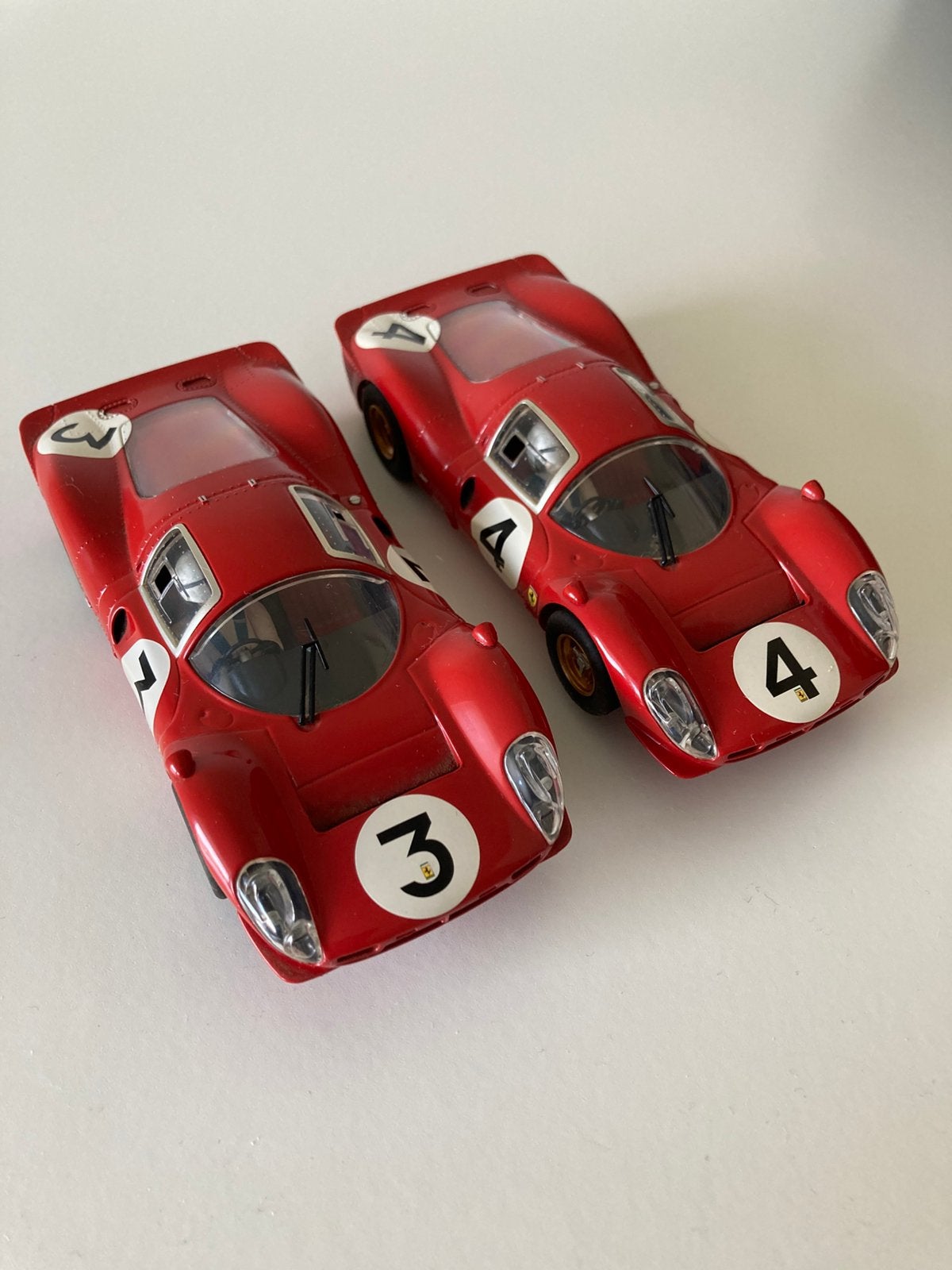 Hornby Scalextric Ferrari 330 P4 1:32, auto’s #3 en #4, Ophalen of Verzenden, Zo goed als nieuw, Auto, Overige merken