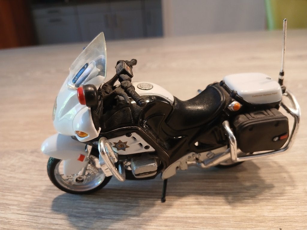 Modelmotorfiets California Highway Patrol, Overige merken, Gebruikt, Ophalen of Verzenden, Groter dan 1:32