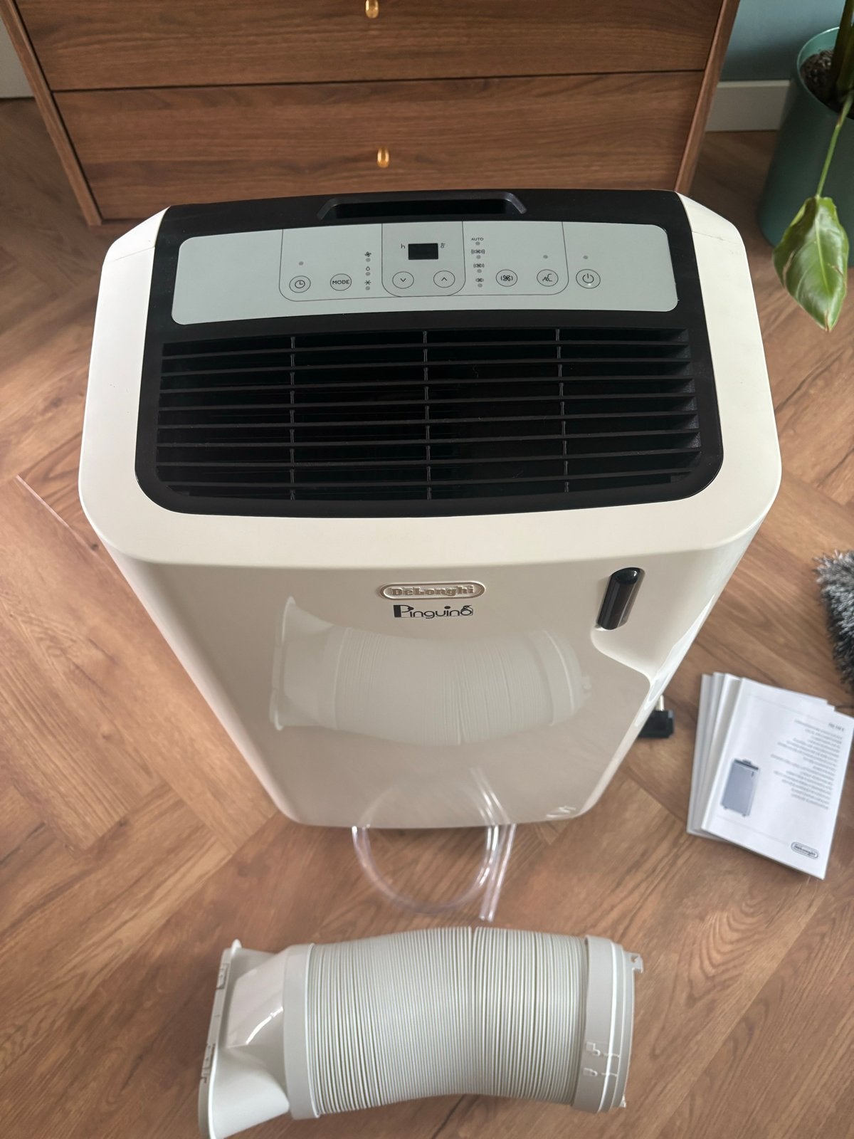DeLonghi Pinguino Mobiele Airco - Koelen en Ventileren, Ophalen, Minder dan 60 m³, 3 snelheden of meer, Zo goed als nieuw