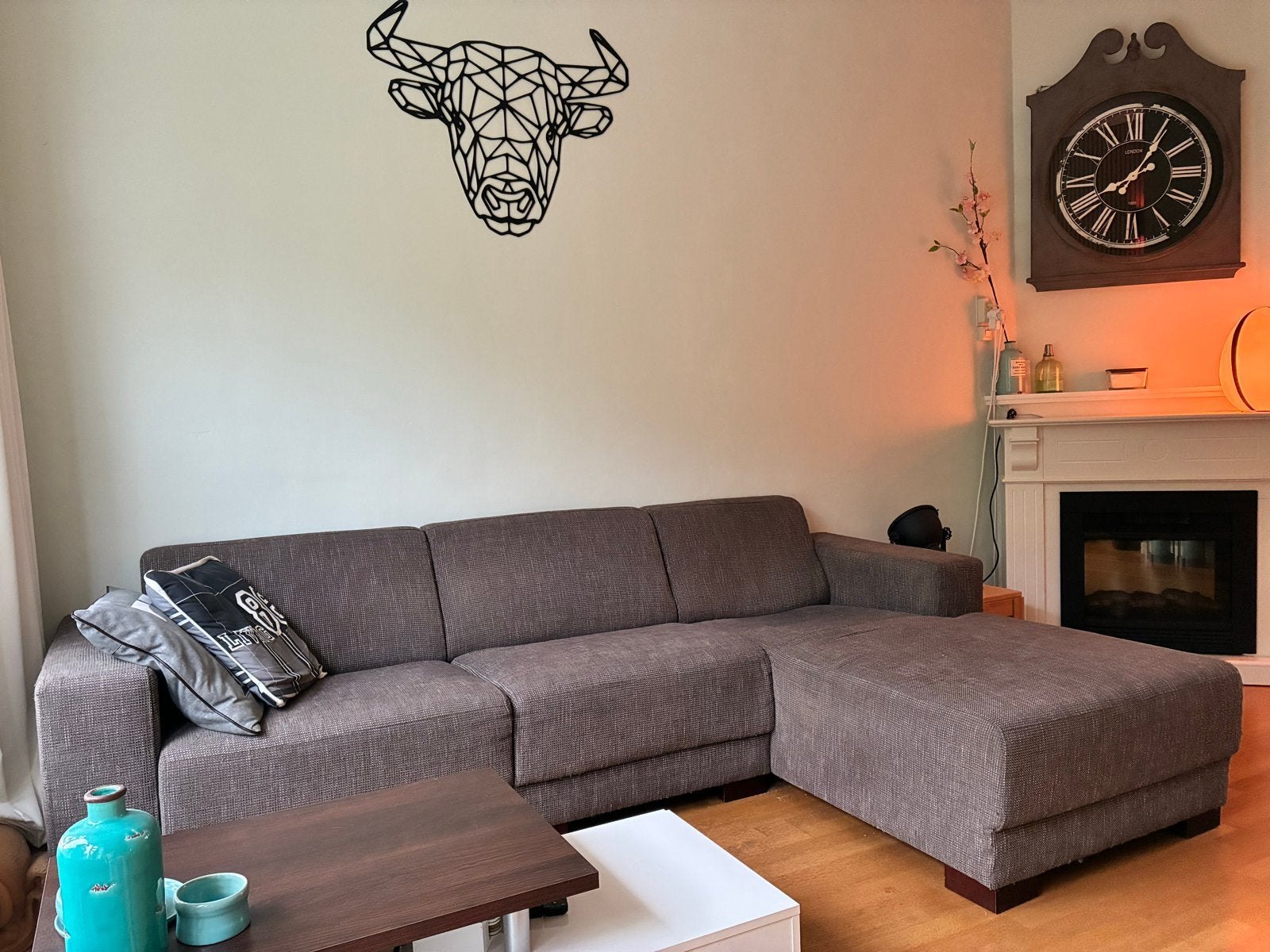 Comfortabele bank met chaise longue in bruine stof, Ophalen, 250 tot 300 cm, Gebruikt, Hoekbank