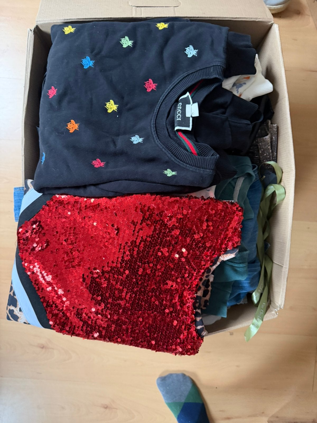 356 stuks kleding dames heren  en kinderkleding, Ophalen, Gebruikt