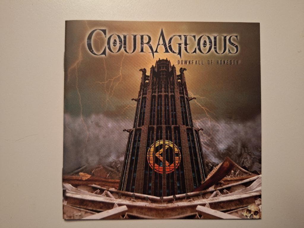 Courageous - Downfall of Honesty (trash/heavy metal), Ophalen of Verzenden, Zo goed als nieuw
