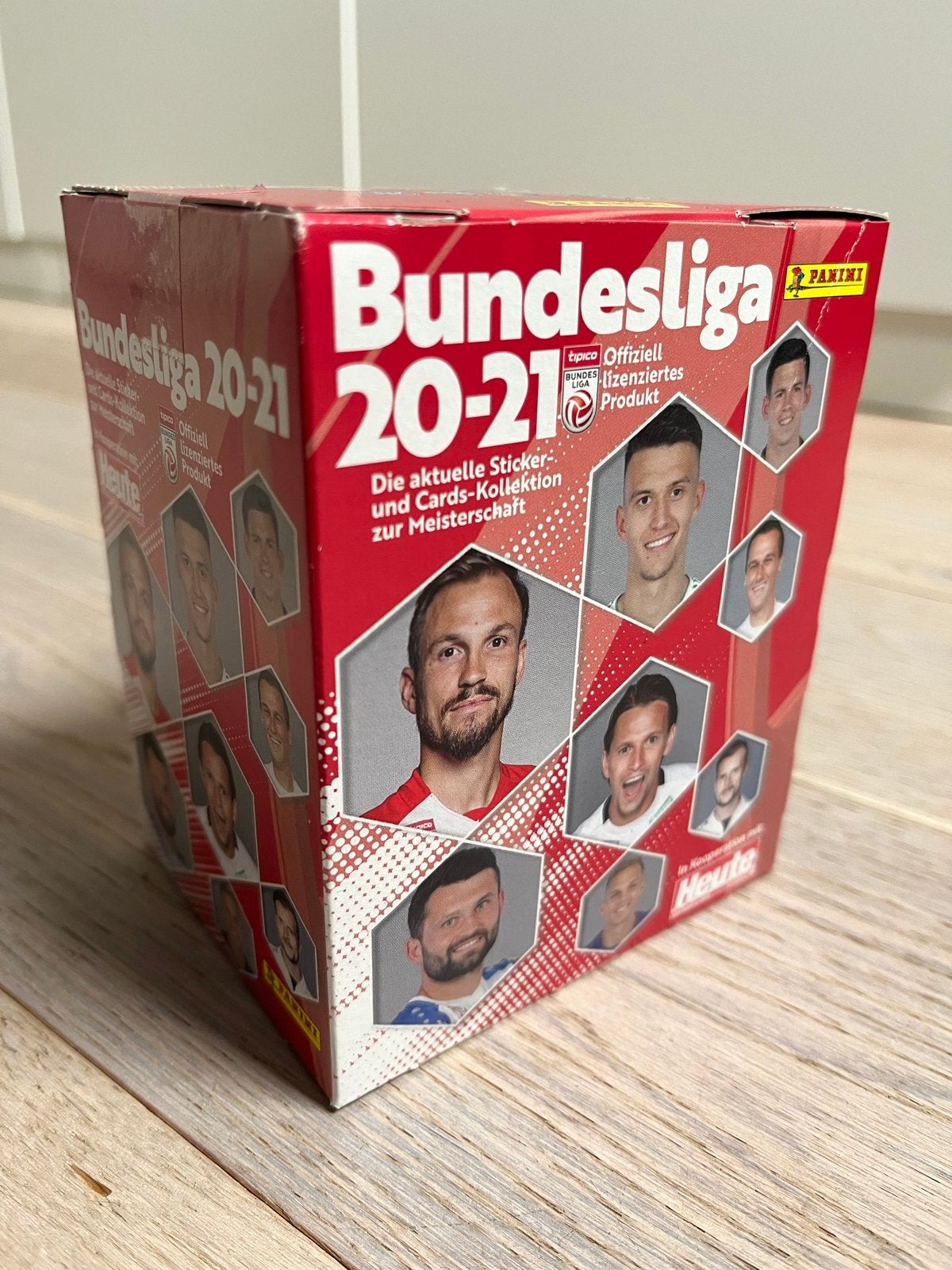 Voetbalplaatjes Panini Box Bundesliga 2020-2021 – 50 pakjes, Verzenden, Zo goed als nieuw, Buitenlandse clubs, Poster, Plaatje of Sticker