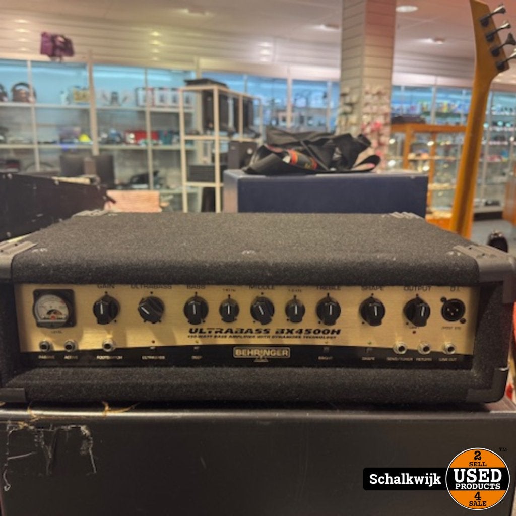 Behringer BVT4500H basgitaarversterker