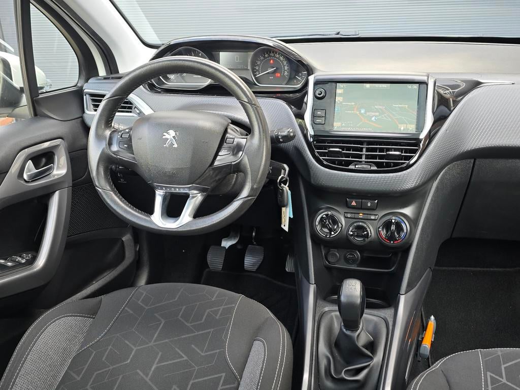 Peugeot 2008 1.2 PureTech Blue Lion Navi |Lage Km |Nap, Voorwielaandrijving, Euro 6, Origineel Nederlands, Bedrijf