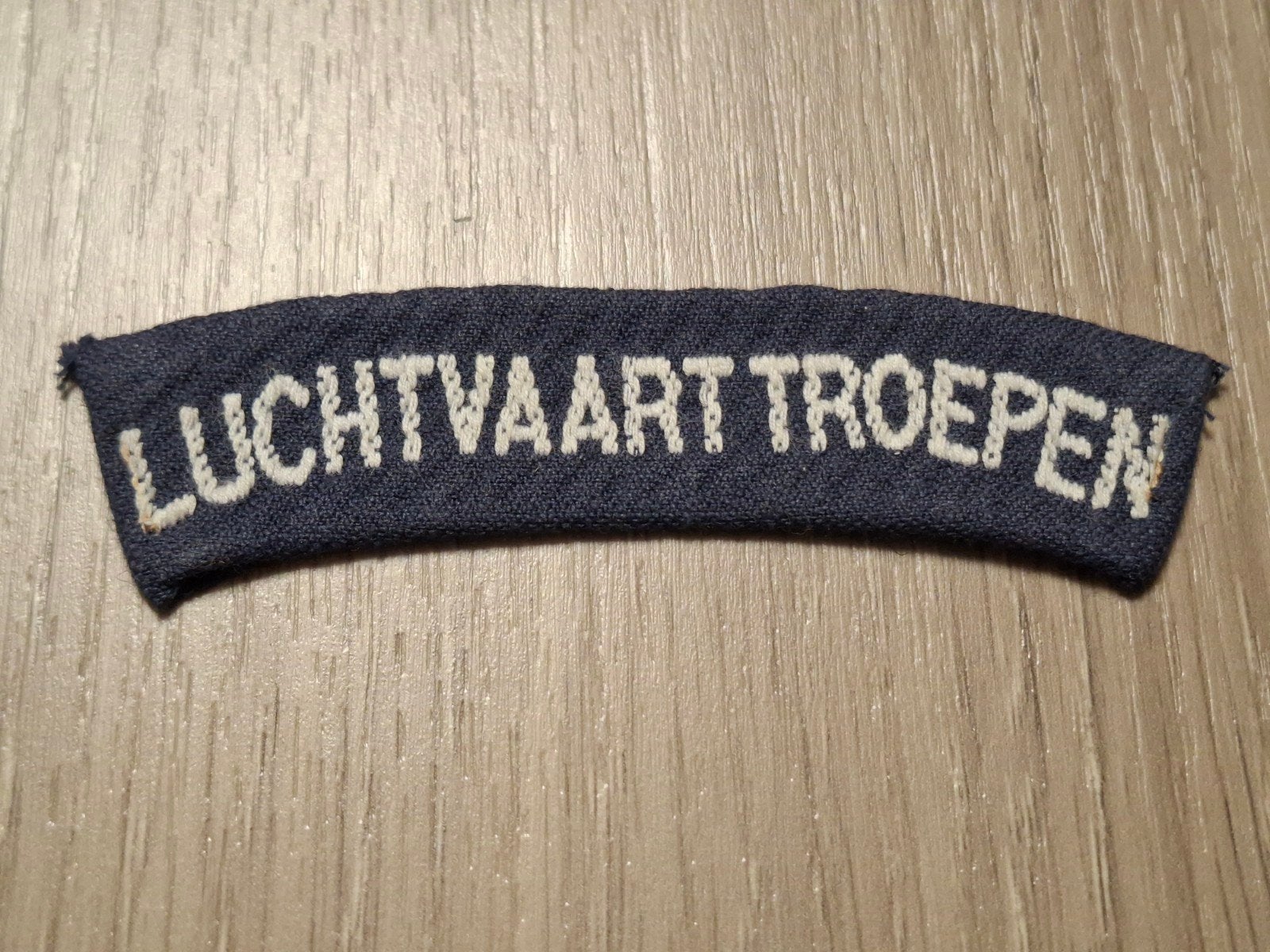 Straatnaam Luchtvaart troepen (1), Verzenden, Luchtmacht, Nederland, Embleem of Badge