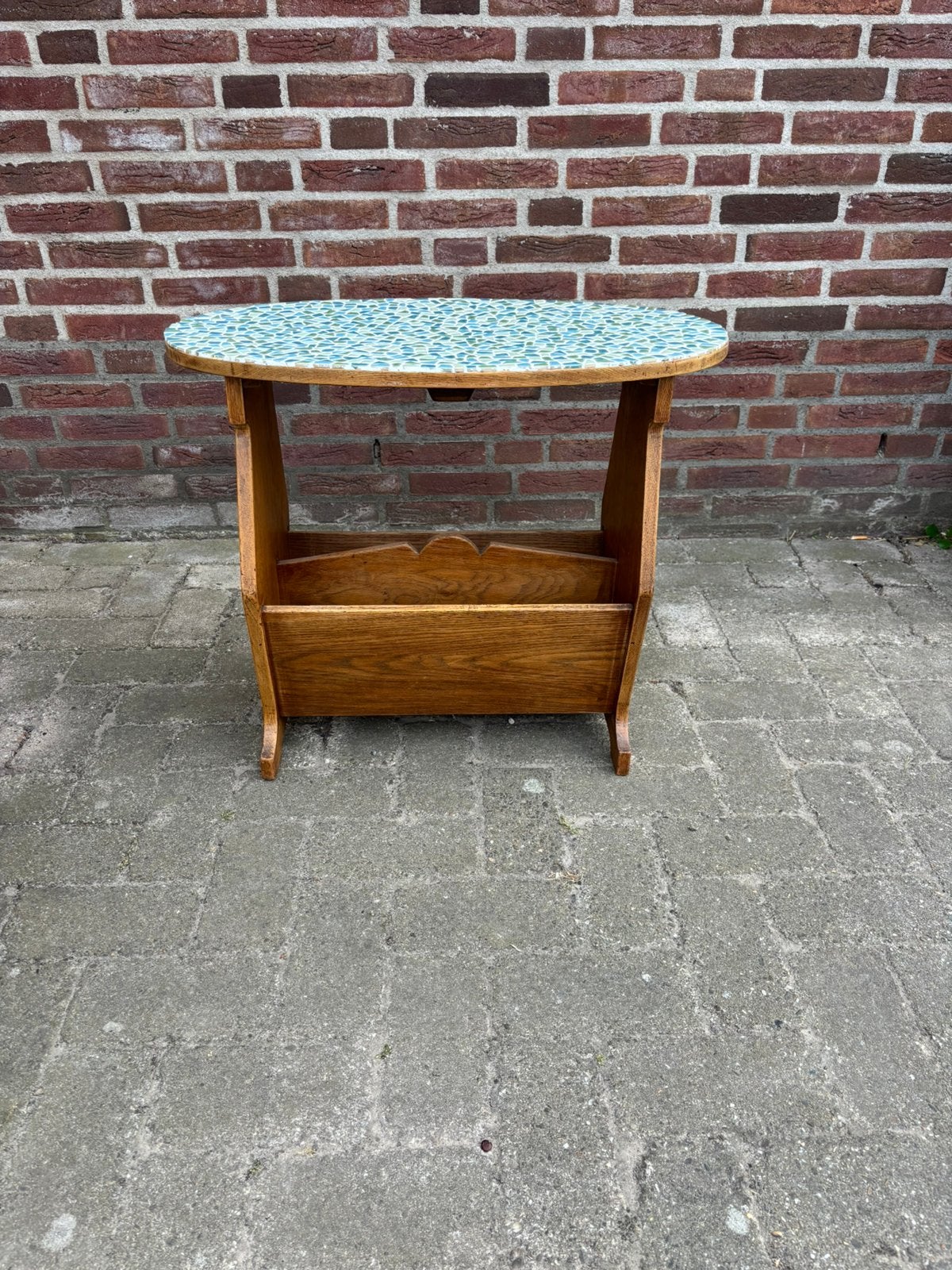 Vintage retro lectuurbak / bijzettafel mozaiek blad, Ophalen, Zo goed als nieuw
