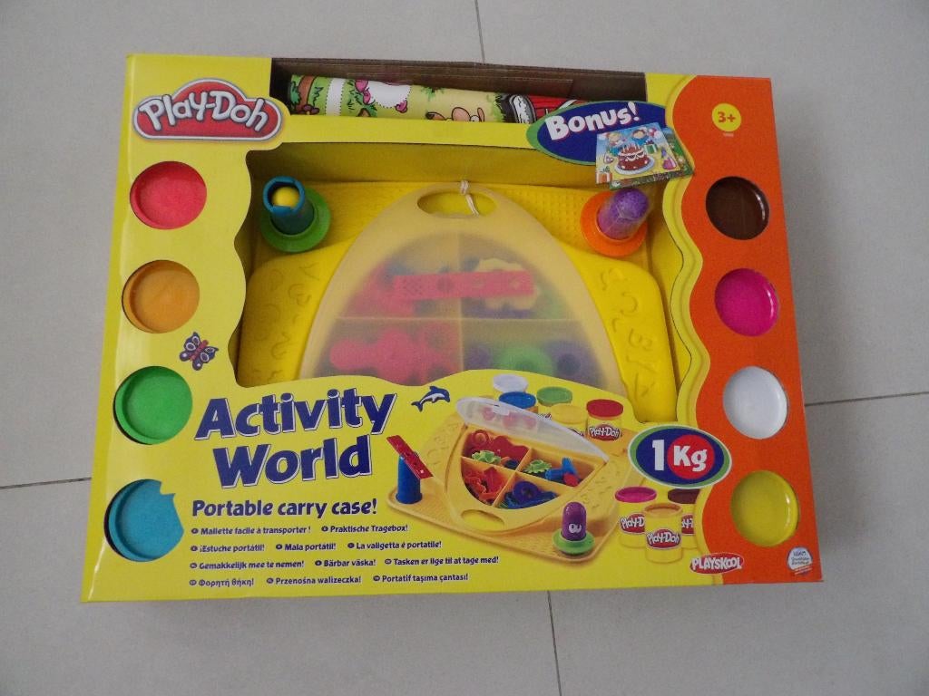 NIEUW PLAY DOH ACTIVITY WORLD SUPER DOOS met 1 kilo klei, Ophalen of Verzenden, Nieuw, Knutselen