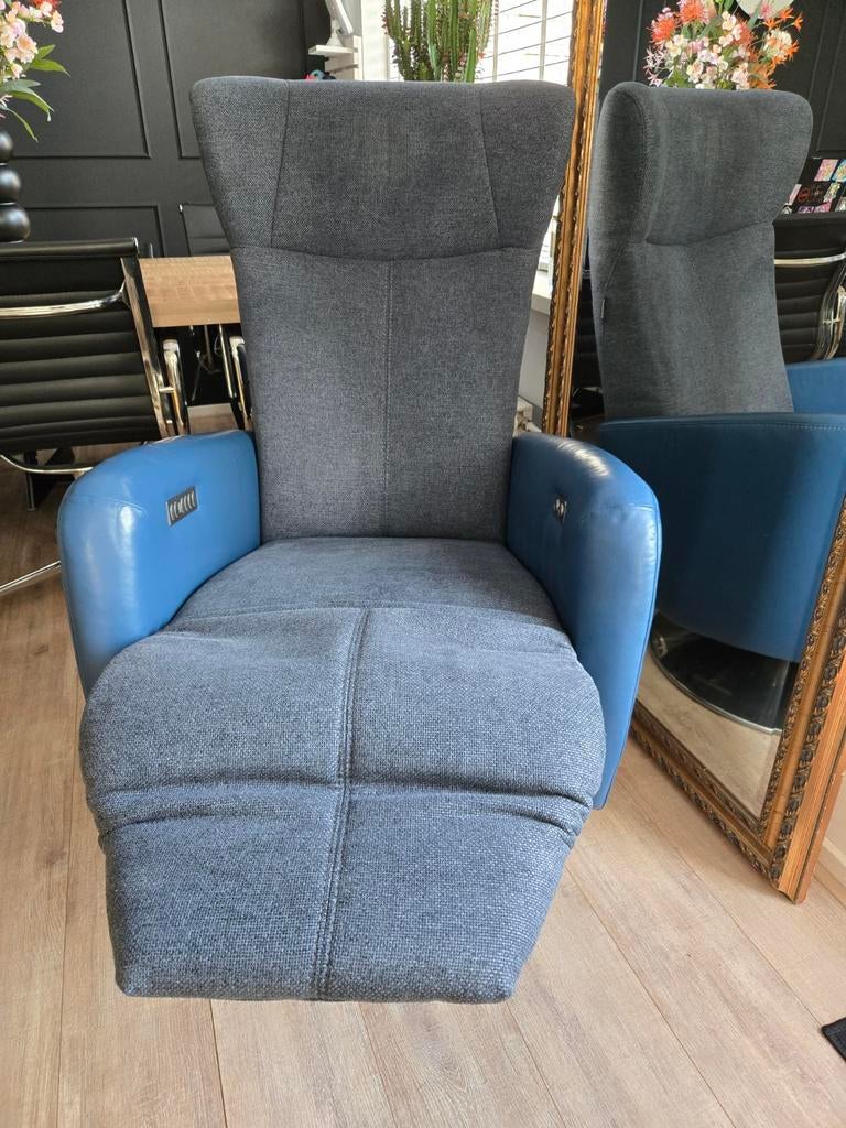XLarge Sta op stoel Prominent met accu Bezorging kan, Huis en Inrichting, Stoelen, Ophalen, Zo goed als nieuw