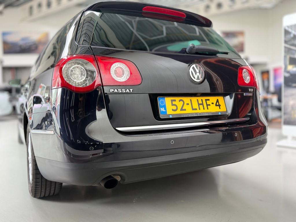 Volkswagen Passat Variant 1.4 TSI Highline BlueMotion,Schuif, Euro 5, Gebruikt, Zwart, 4 cilinders