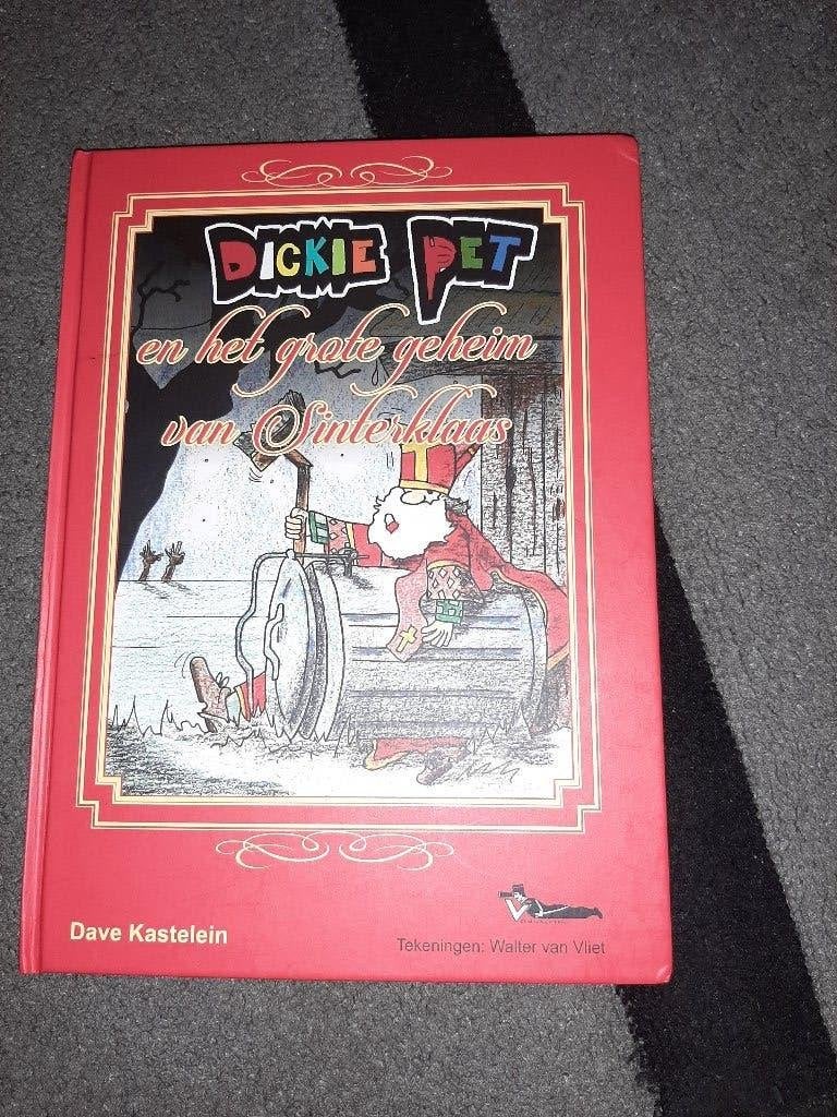 Dickie Pet en het grote geheim van Sinterklaas (4-8 jaar), Ophalen of Verzenden, Zo goed als nieuw