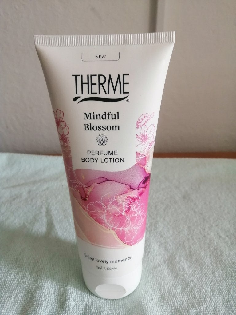Therme bodylotion Mindful Blossom NIEUW!!, Ophalen, Nieuw, Bodylotion, Crème of Olie
