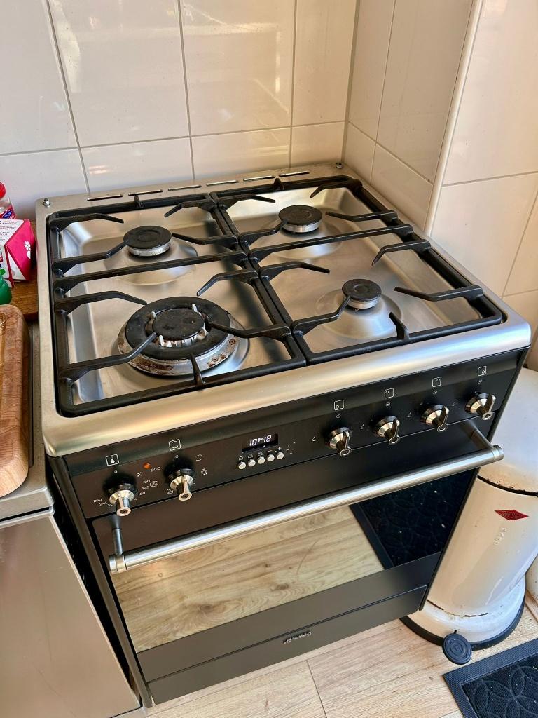 Smeg 4 pits gasfornuis, Witgoed en Apparatuur, Fornuizen, Gebruikt, Hete lucht, 60 cm of meer, Gas