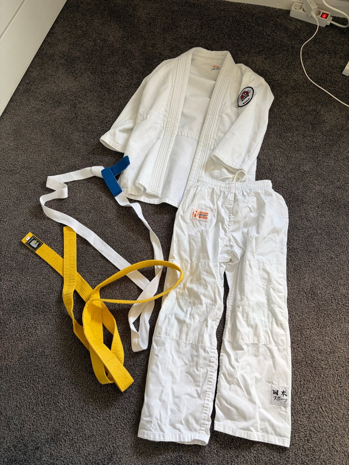 Nihon Judo Pak - Maat 140cm Asahi waalwijk, Ophalen, Gebruikt, Judo, Vechtsportpak