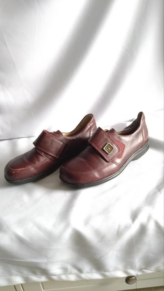 Ladysko bruine leren schoenen met klitteband maat 38, Ladysko, Zwart, Ophalen of Verzenden, Sneakers of Gympen