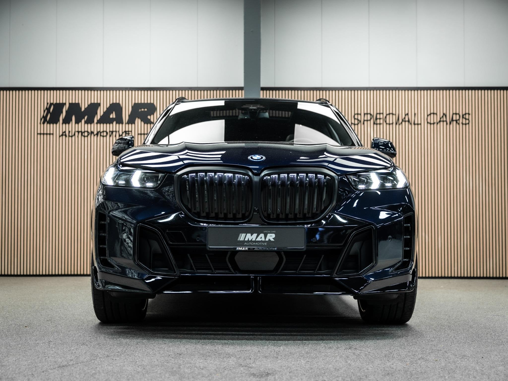 BMW X5 xDrive50e | M Sport Pro Pakket | Panoramadak | Harman, Auto's, Gebruikt, 2395 kg, Alcantara, Zwart