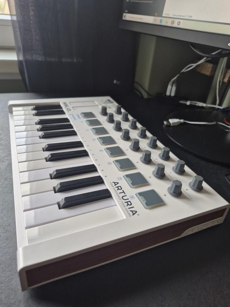 ARTURIA MINILAB MK2 CONTROLLER, Ophalen of Verzenden, Gebruikt, Overige aantallen, Overige merken